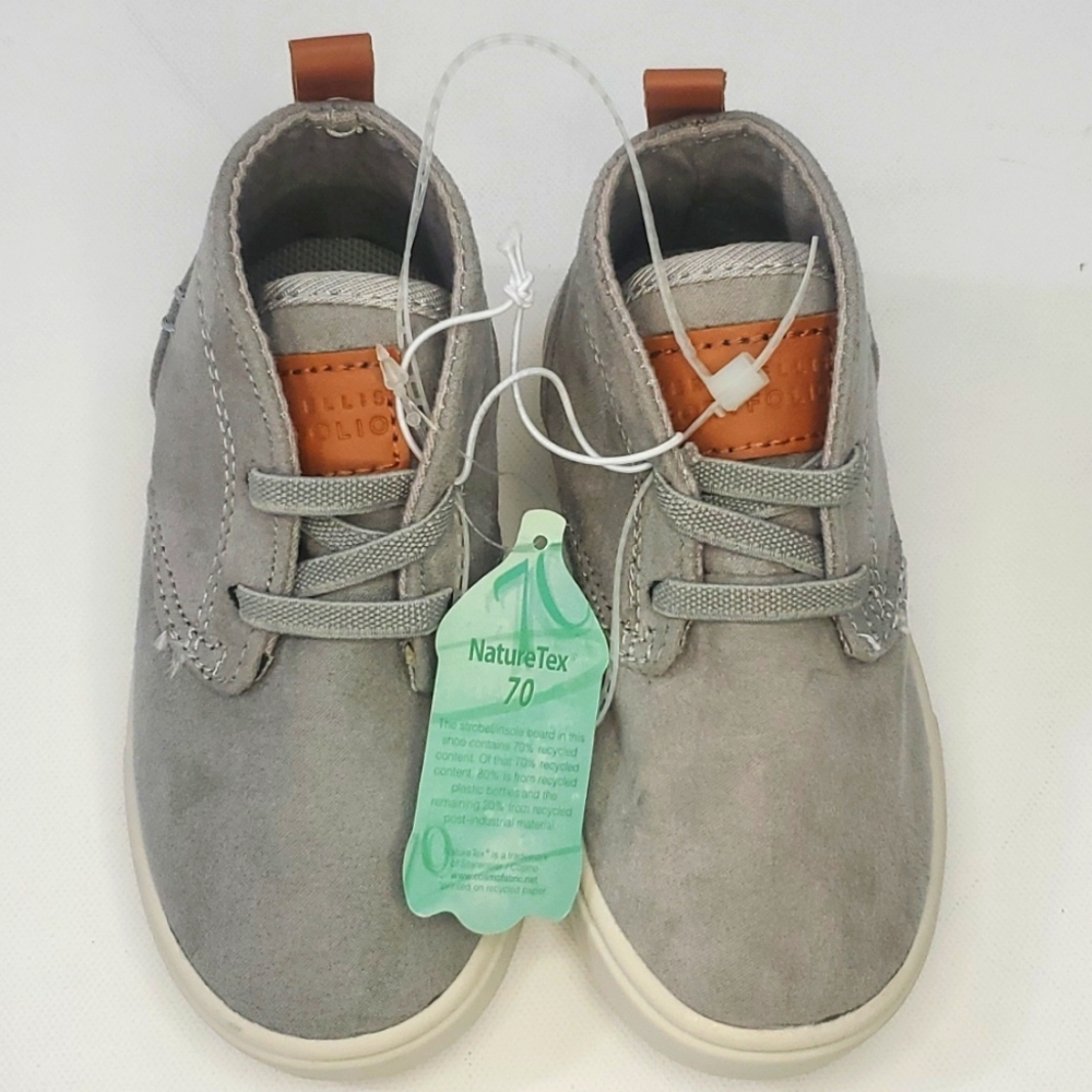 Perry Ellis baby boy high tops size 6
